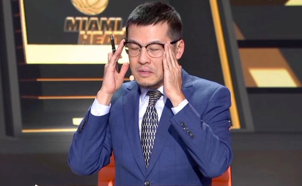 一边做一边摸